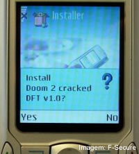 Trojan Doomboot finge ser jogo Doom 2