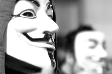Anonymous em manifestação pelo Wikileaks