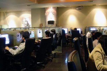 Cibercafé em Seul (Foto: Rob Fahey/CC-BY-SA)